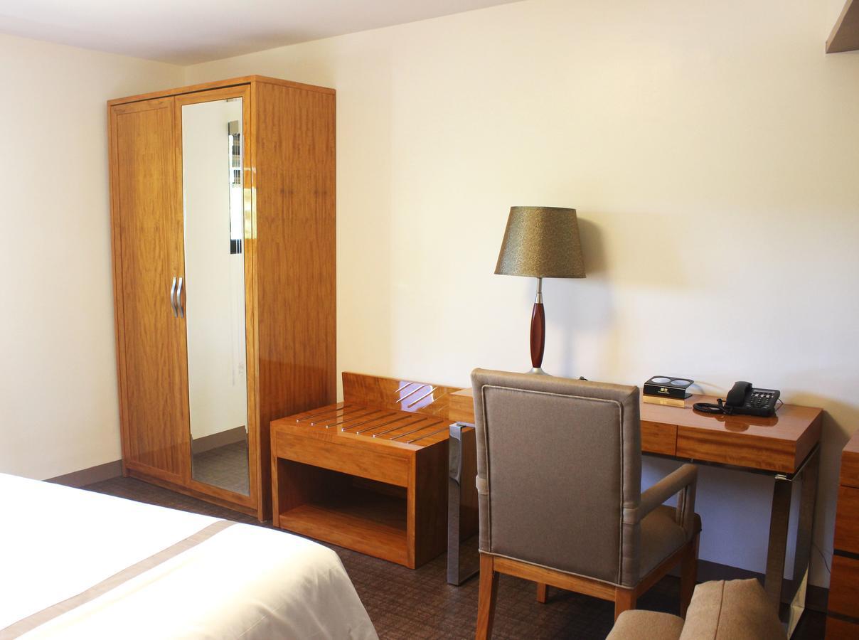 Saipan Beach Hotel מראה חיצוני תמונה