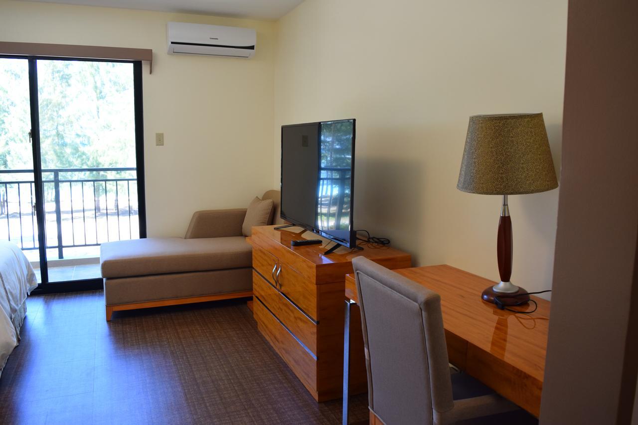 Saipan Beach Hotel מראה חיצוני תמונה