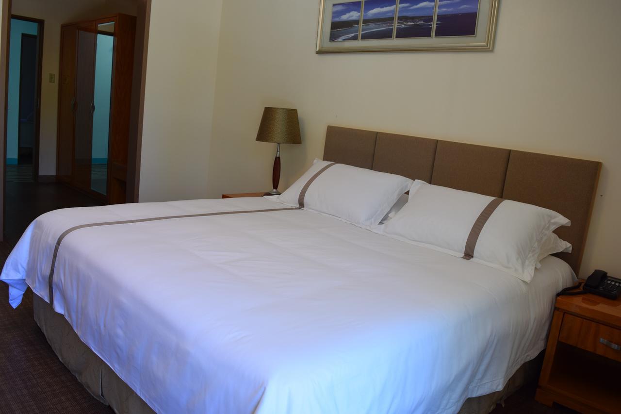 Saipan Beach Hotel מראה חיצוני תמונה